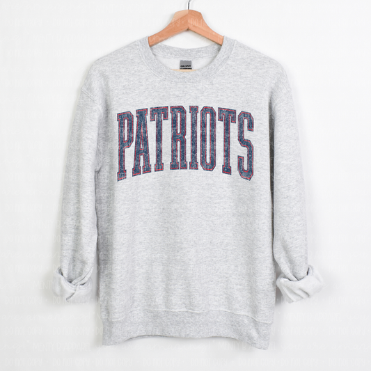 Patriots Vintage Letter Sweatshirt